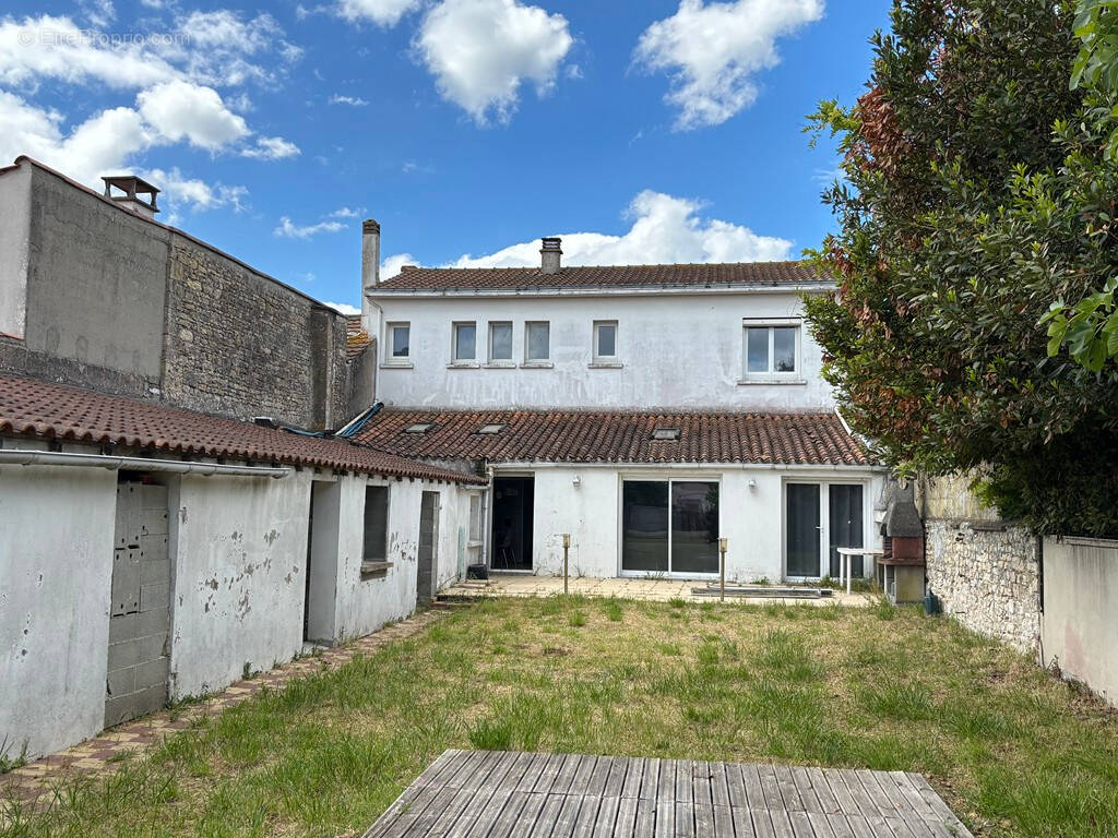 Maison à L'AIGUILLON-SUR-MER