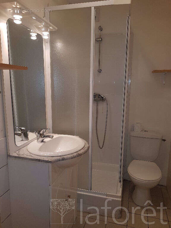 Appartement à POUILLON