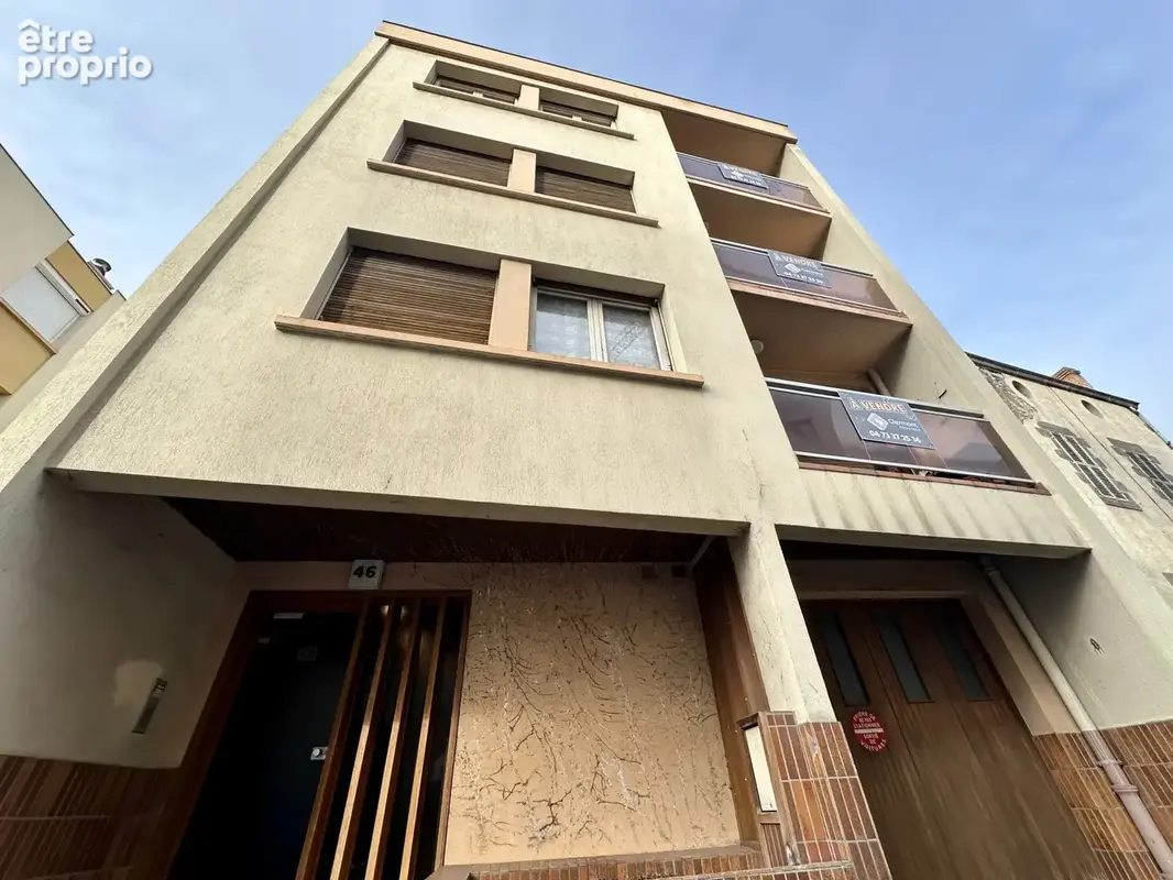 Immeuble  de 3 appartements T3 à rénover, garage jardin - photo 2