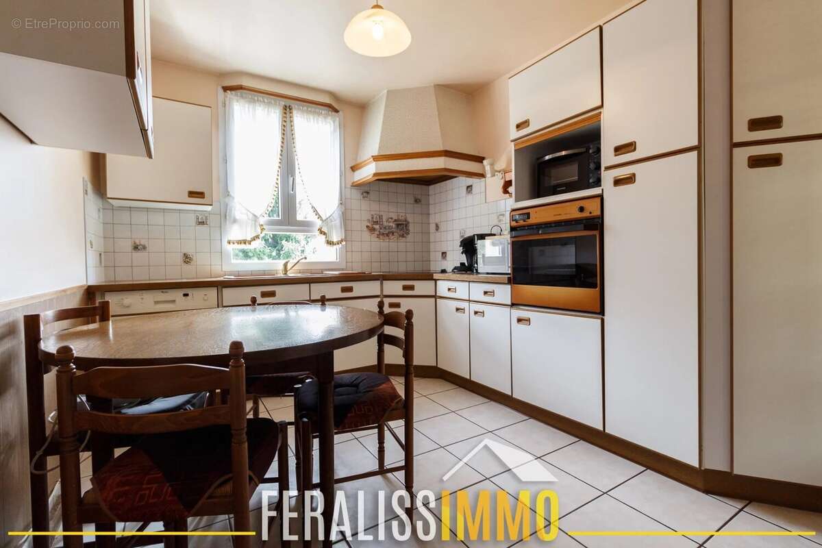 Maison à COURDIMANCHE