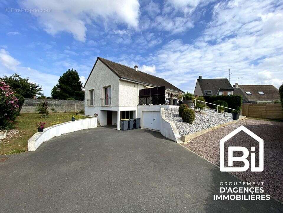 Maison à DEMOUVILLE