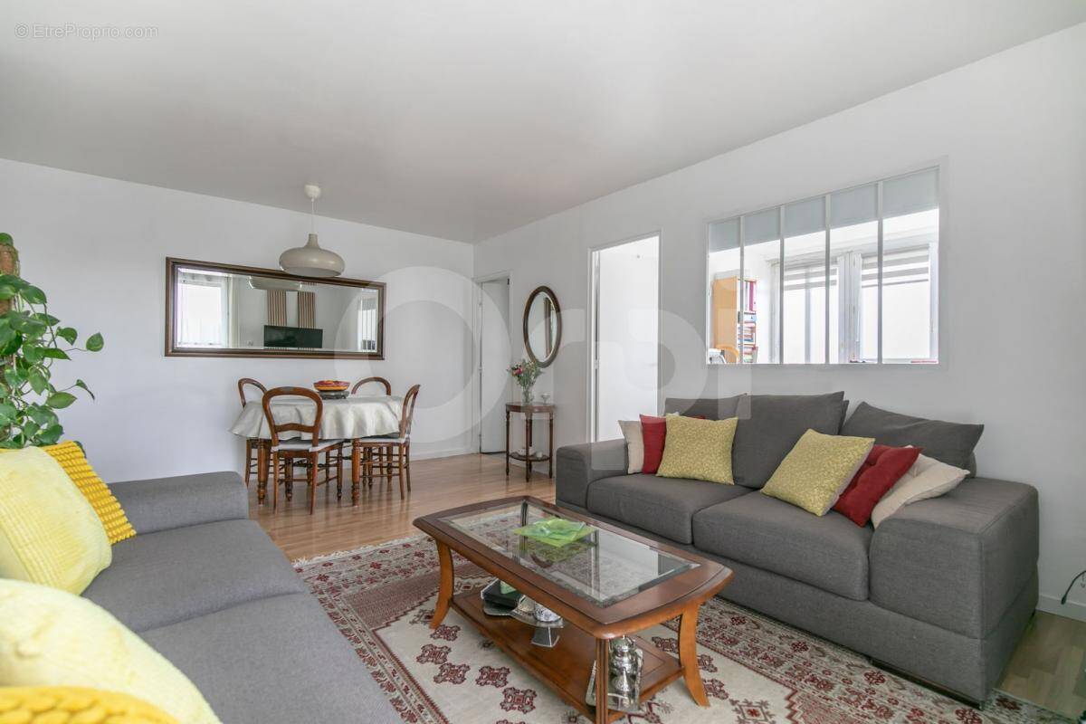 Appartement à BOISSY-SAINT-LEGER