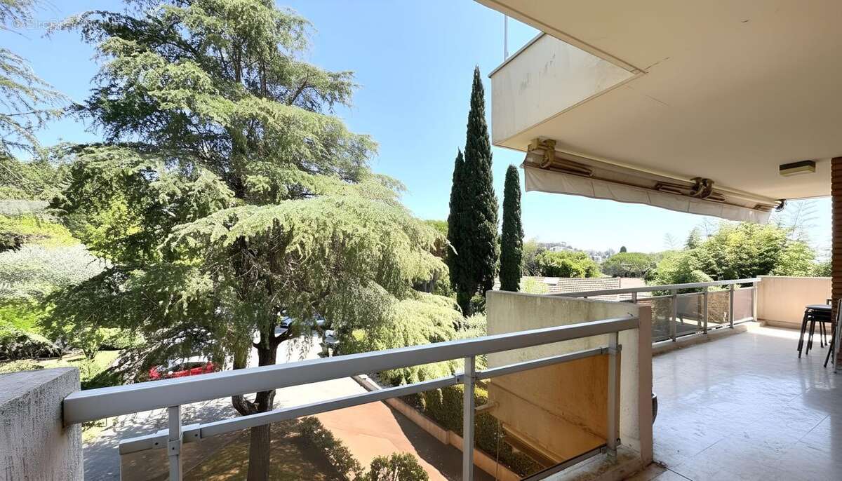  Penthouse 3P, 74 m², dernier étage avec toit-terrasse 150 m² et vue mer – Cannes Montfleury  - photo 8