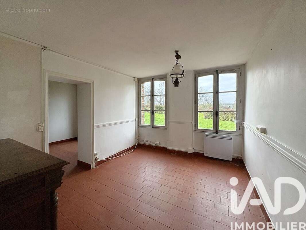 Maison 111 m² à Mezilles  - photo 6
