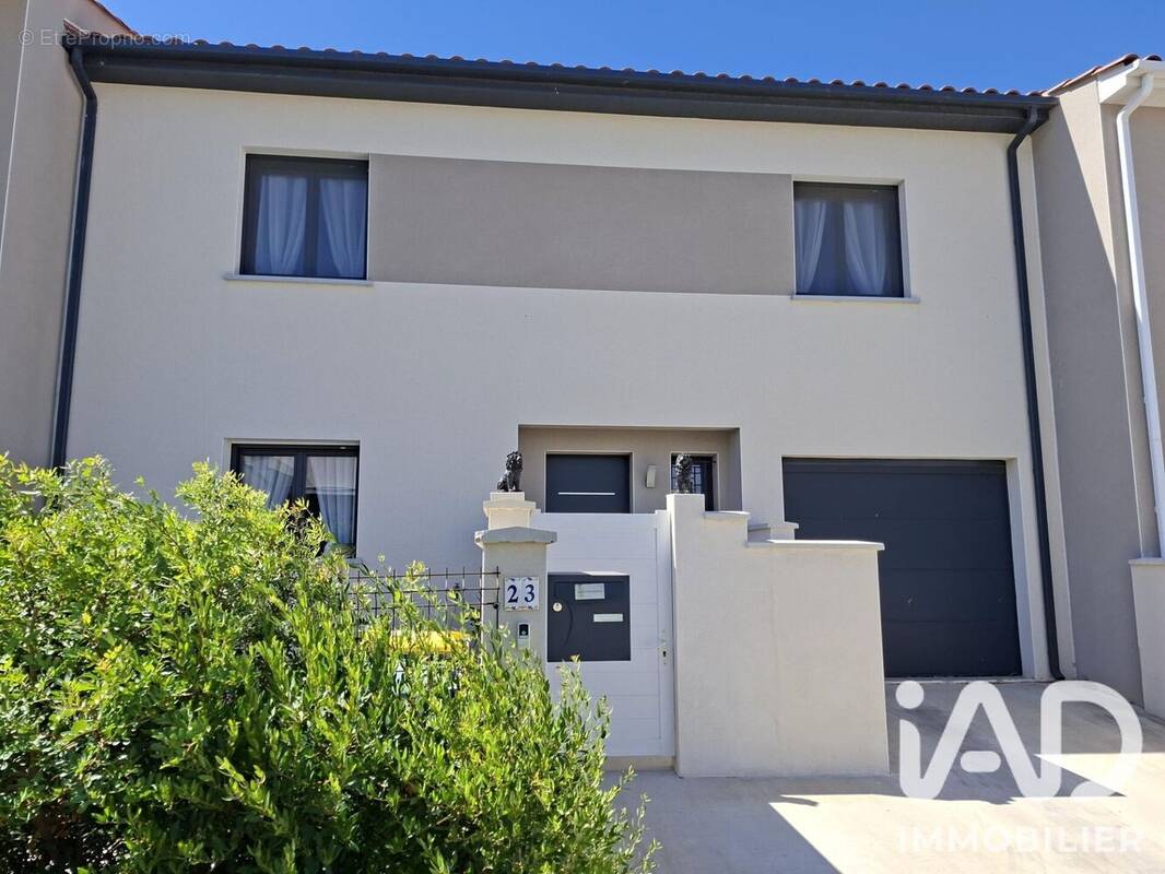 Photo 1 - Maison à NISSAN-LEZ-ENSERUNE