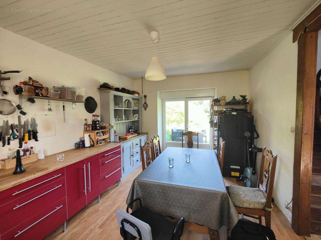 Maison en pierre avec dépendances sur 1 729 m2 de terrain - photo 6
