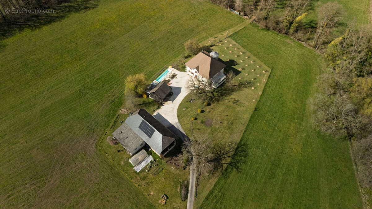 Maison à MARIGNY-SAINT-MARCEL