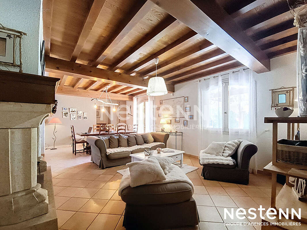 Maison à PESSAN