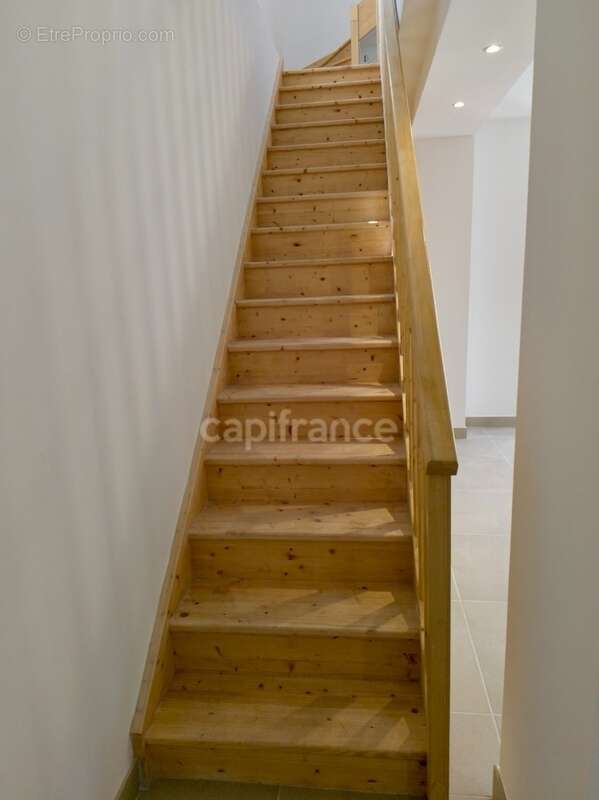 Appartement à EYRAGUES