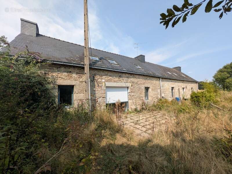 Saint caradec tregomel ensemble de 4 longeres de 438m² environ sur parcelle de 4400m² avec puits - photo 31