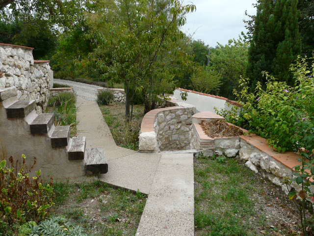 Ensemble de carractere - photo 17