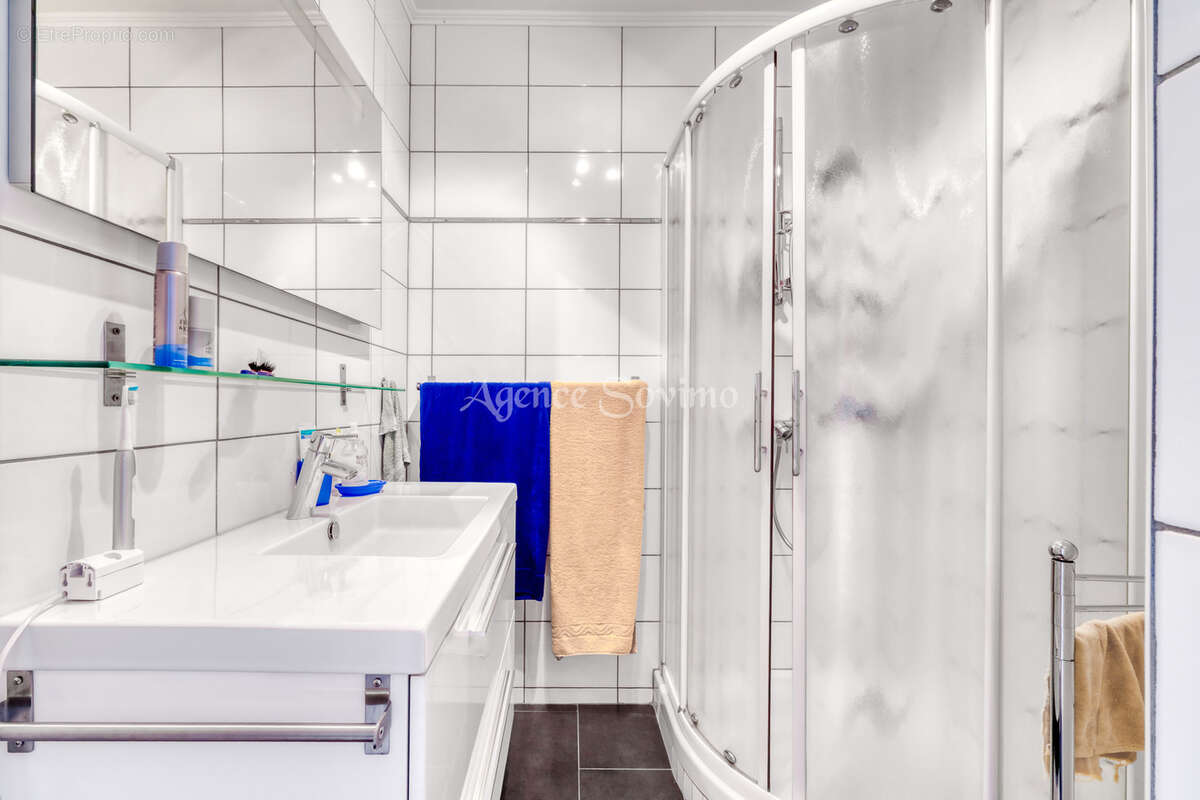 Appartement à MANDELIEU-LA-NAPOULE