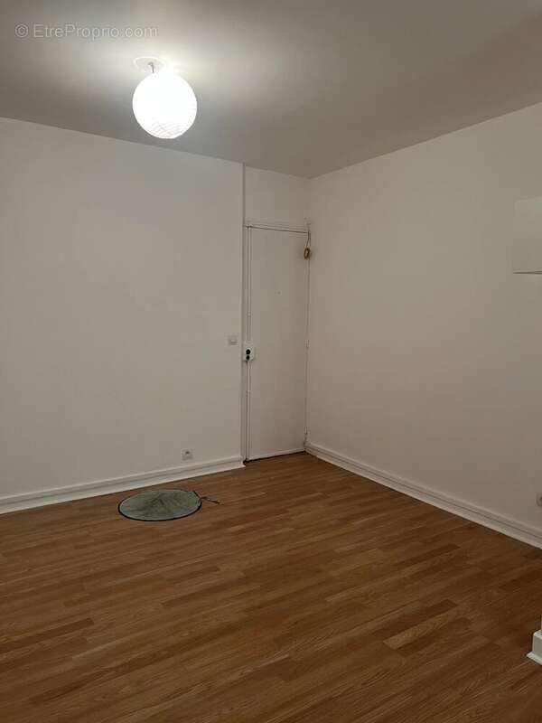 Appartement à PARIS-19E