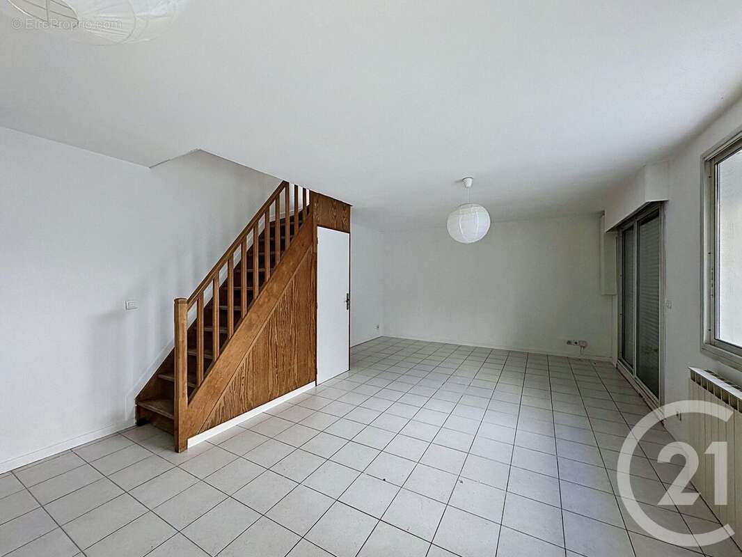 Photo 2 - Maison à PEROLS