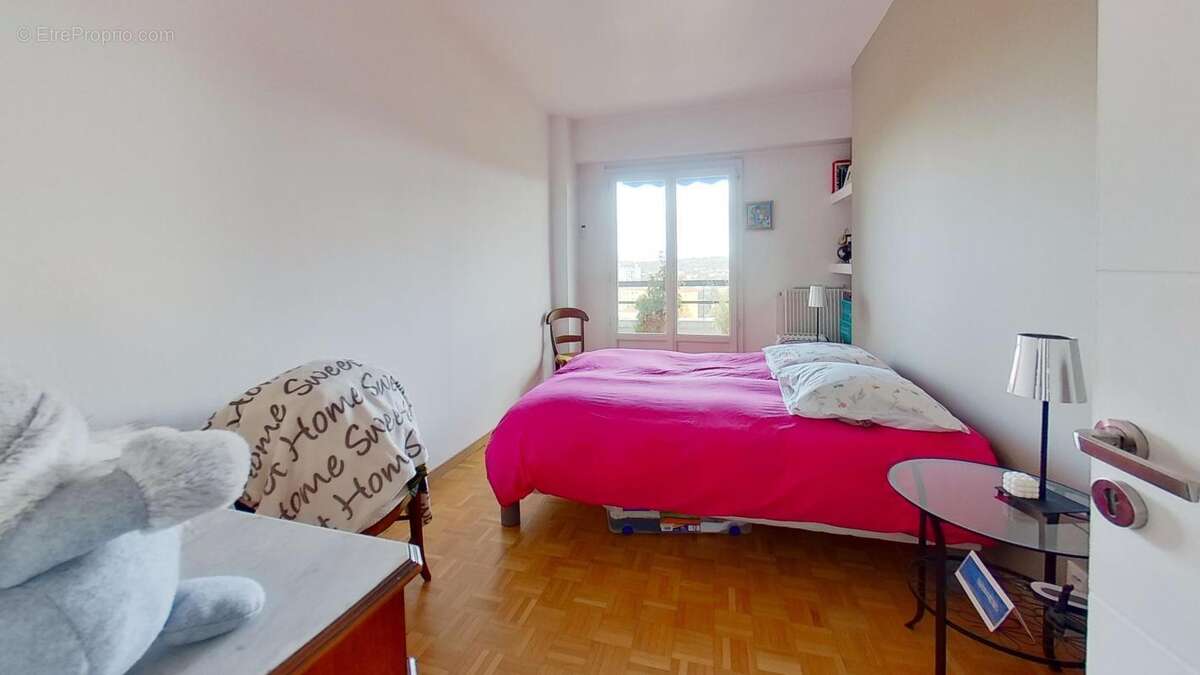 Appartement à CALUIRE-ET-CUIRE