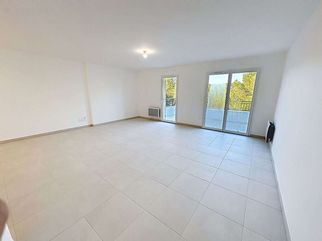 Appartement à CABRIES