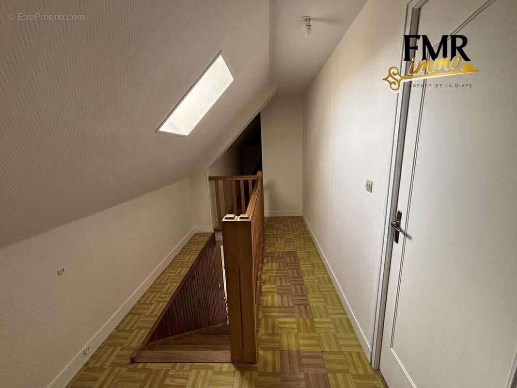 Maison à SAINT-PIERRE-SUR-DIVES