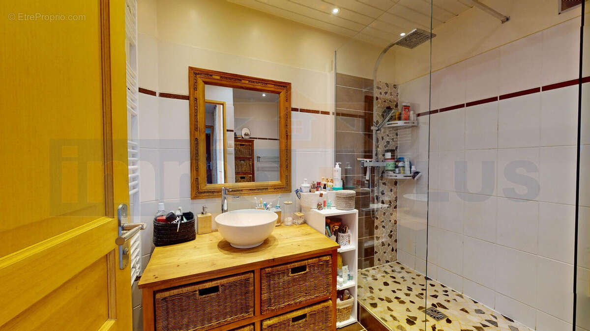 Appartement à BOIS-D'ARCY