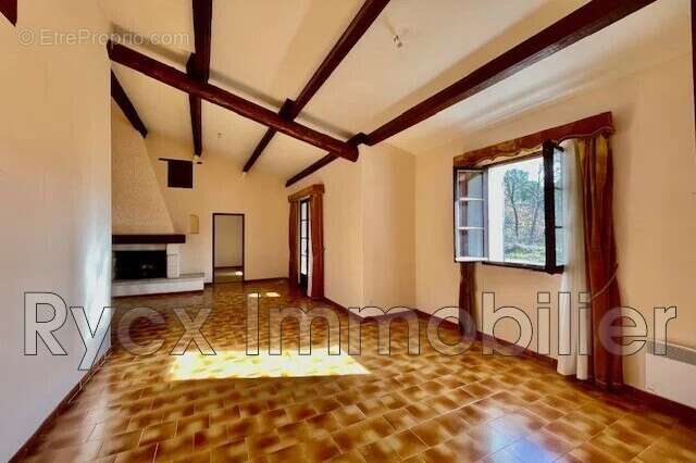 Maison 120 m² à Saignon  - photo 8