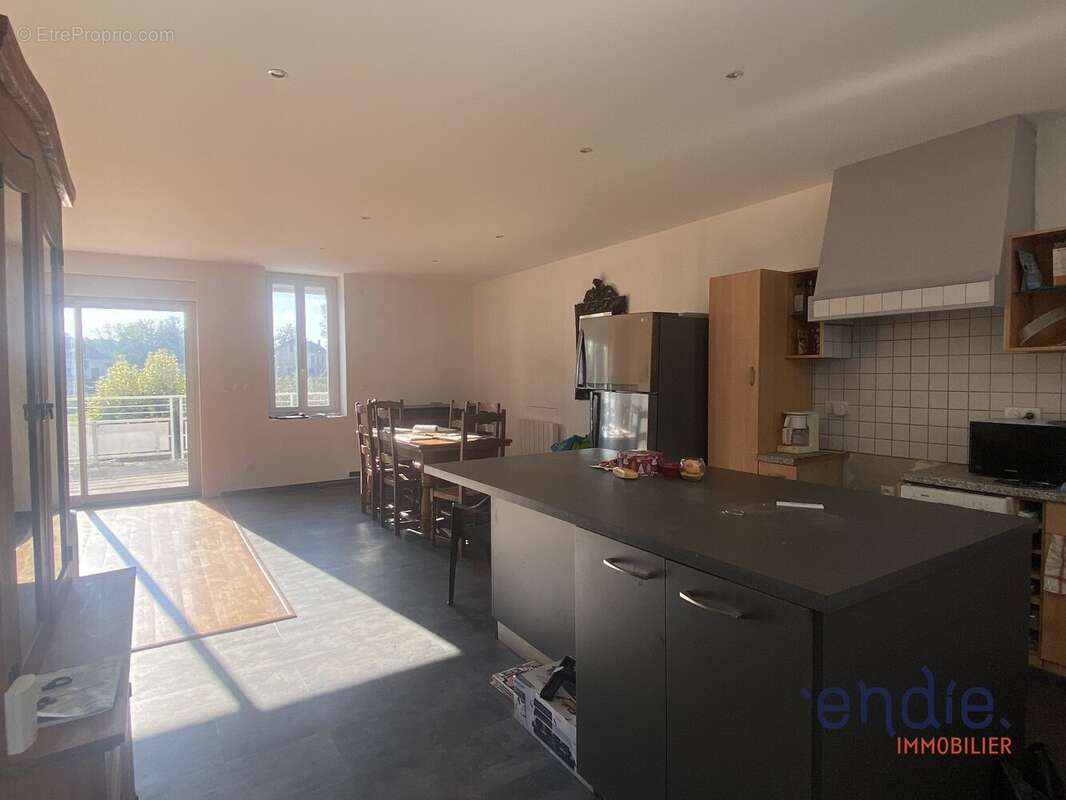 Maison à PARAY-LE-MONIAL