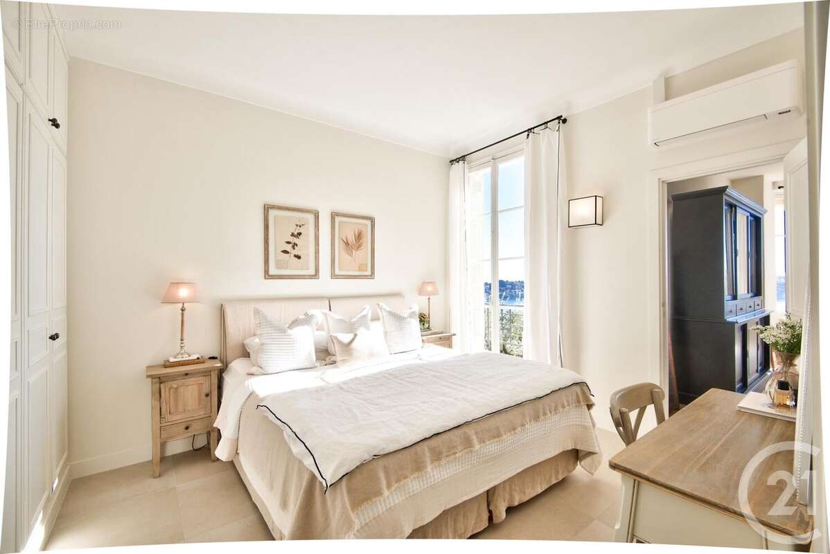 Appartement à VILLEFRANCHE-SUR-MER