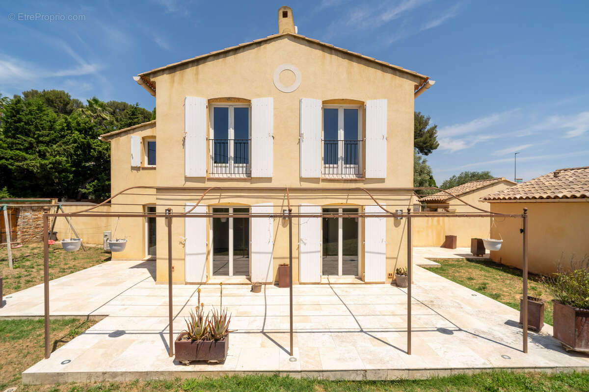 Maison à OLLIOULES