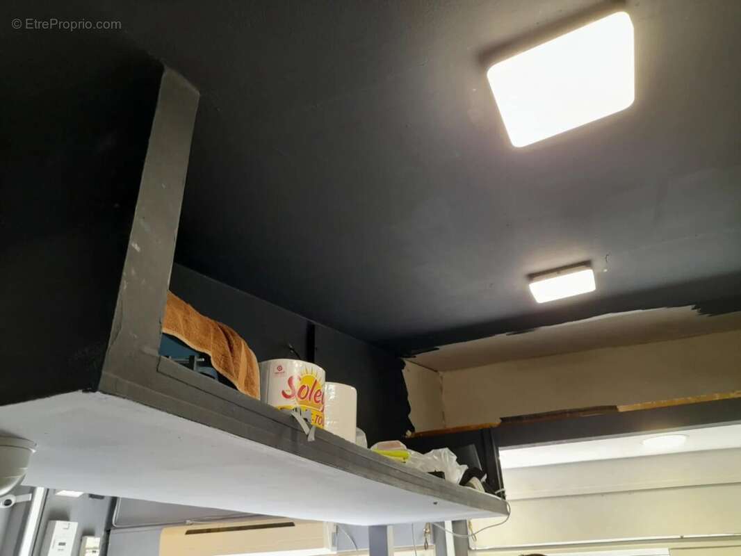 Commerce à SAINT-PIERRE