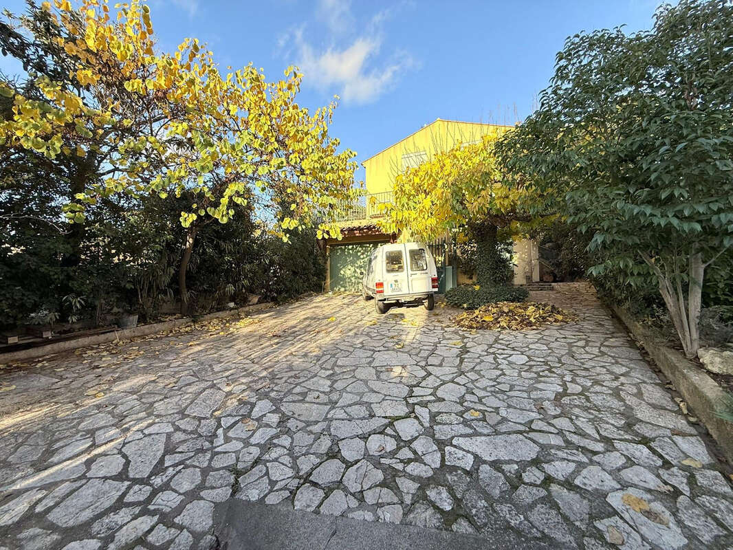 Maison à BEZIERS