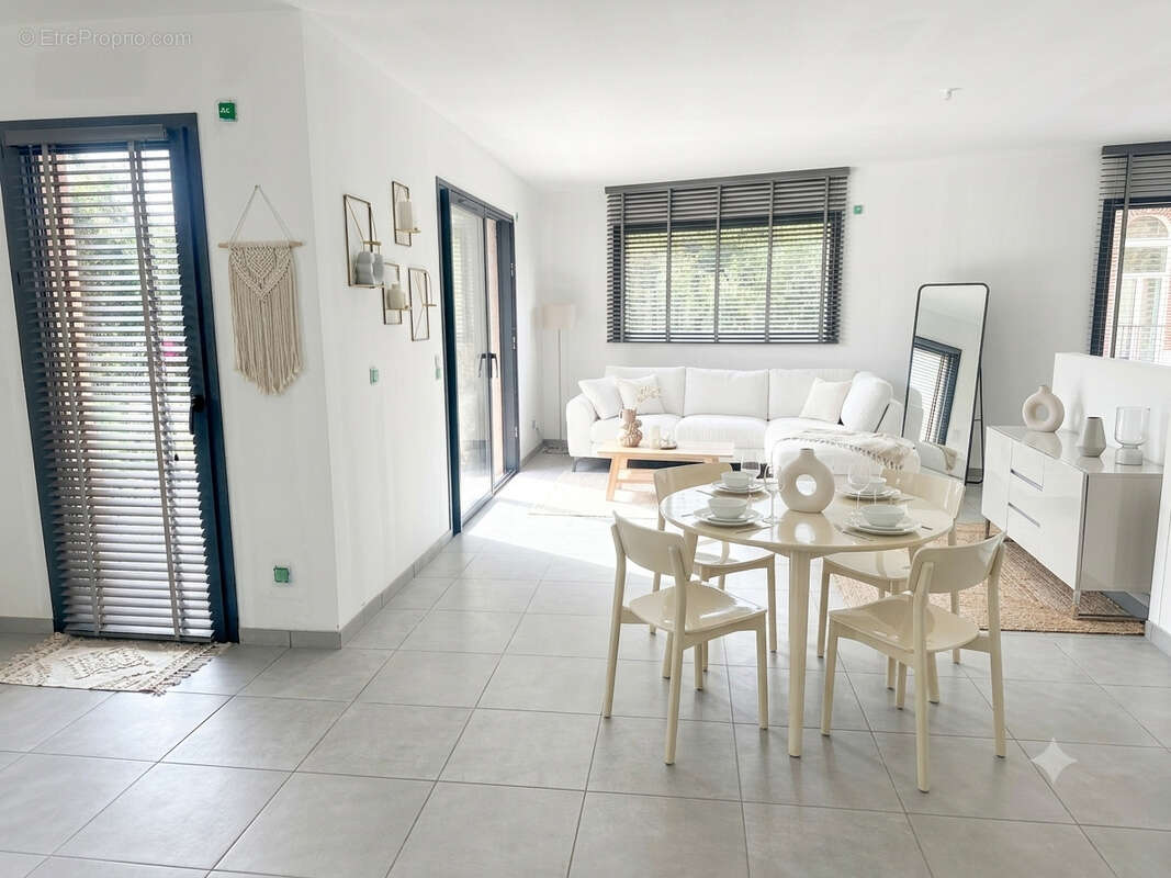 Maison à LA FOUILLOUSE