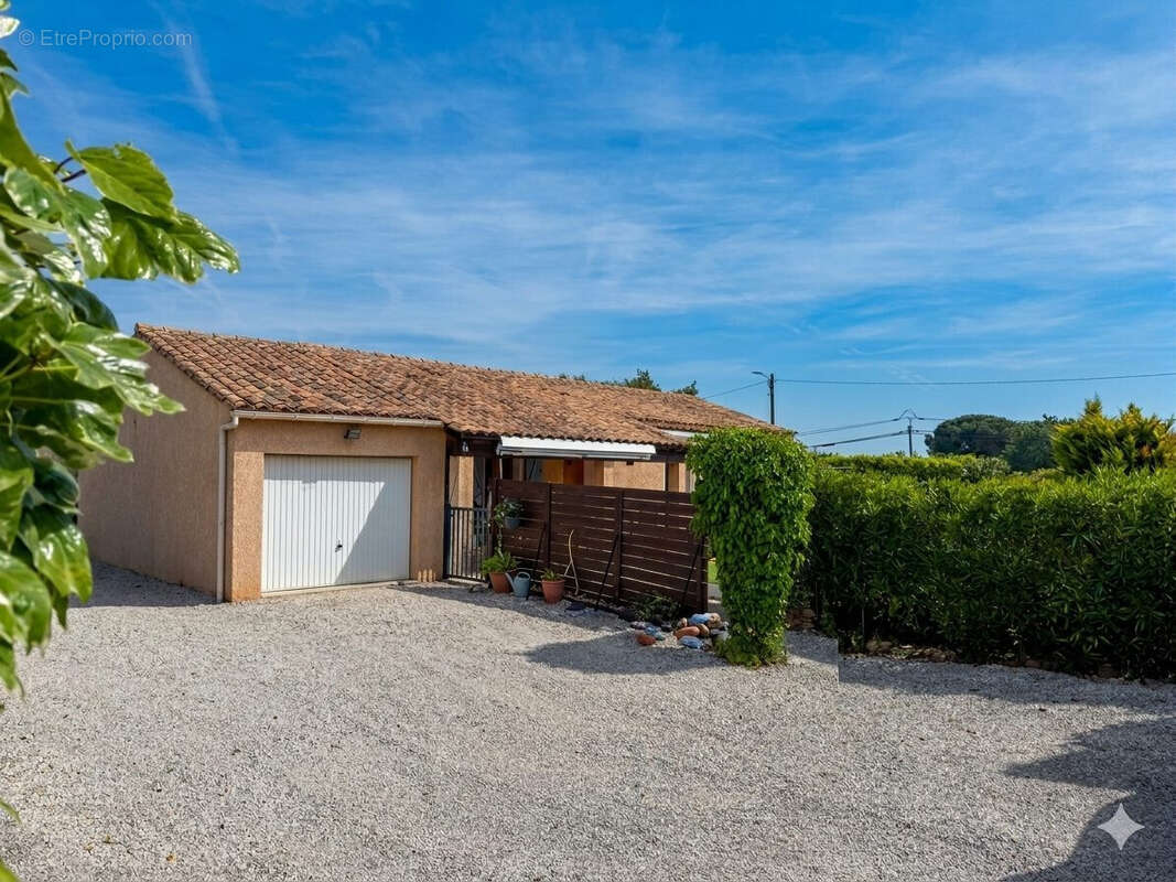 Maison à GONFARON