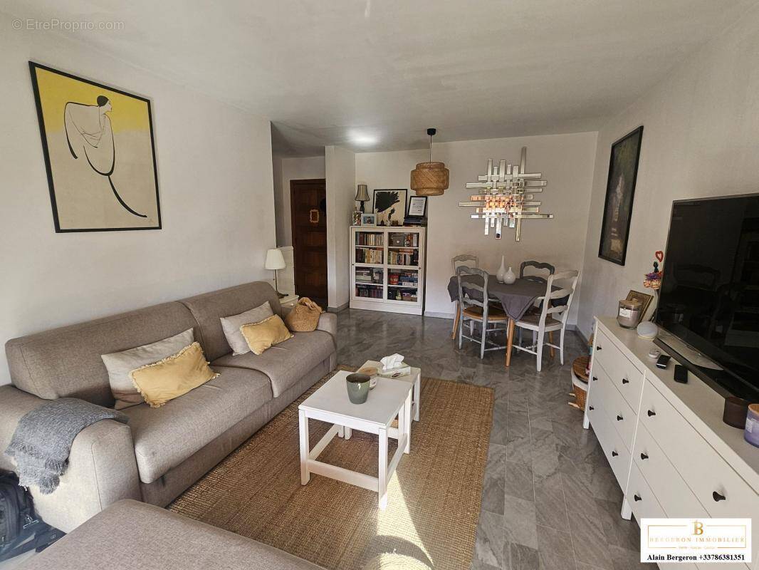Appartement à LE CANNET