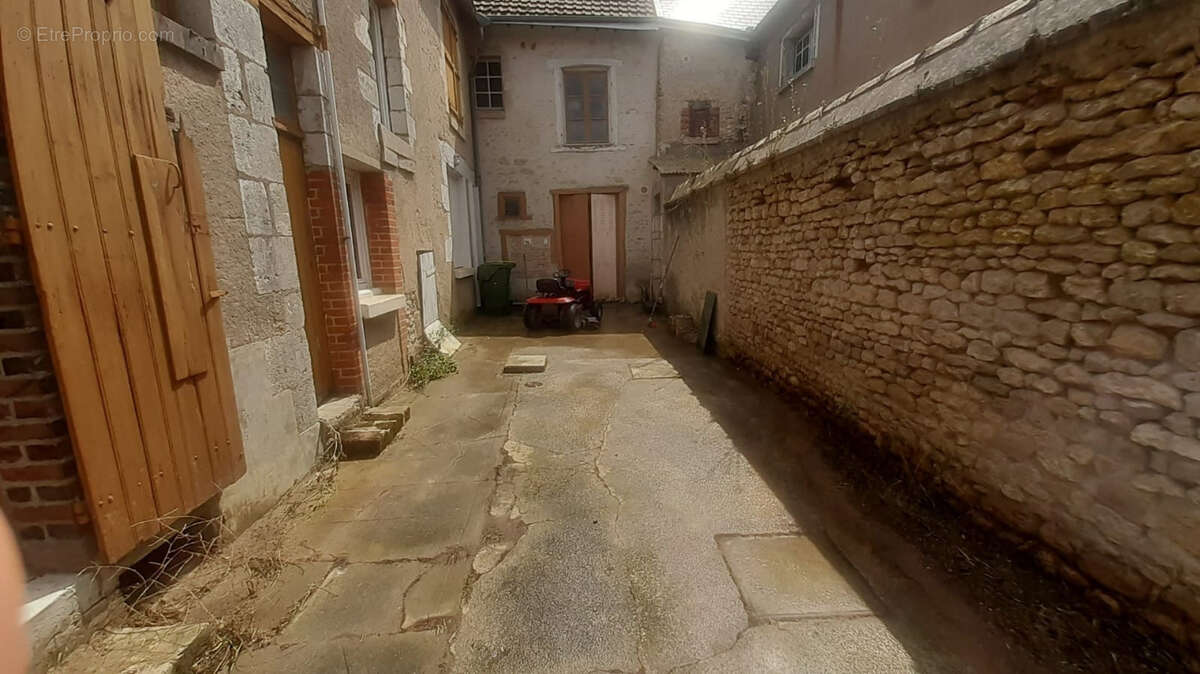 Appartement à OUCQUES