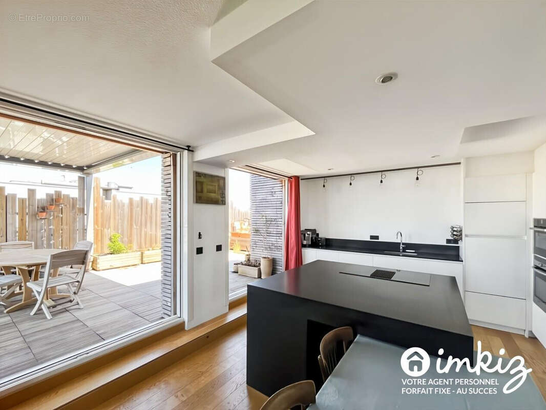 Appartement 135 m2 secteur gare Saint Jean - photo 7