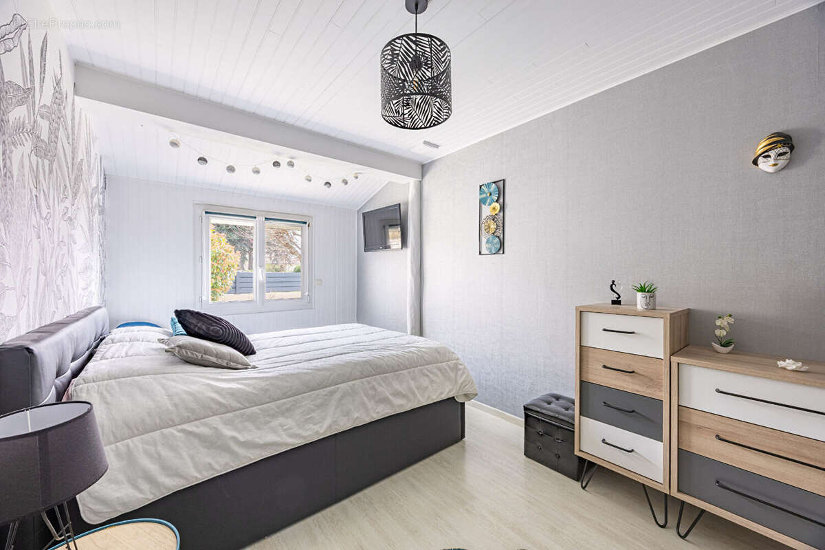 Maison - Plain pied - Basse-Goulaine - Proche bourg - photo 6