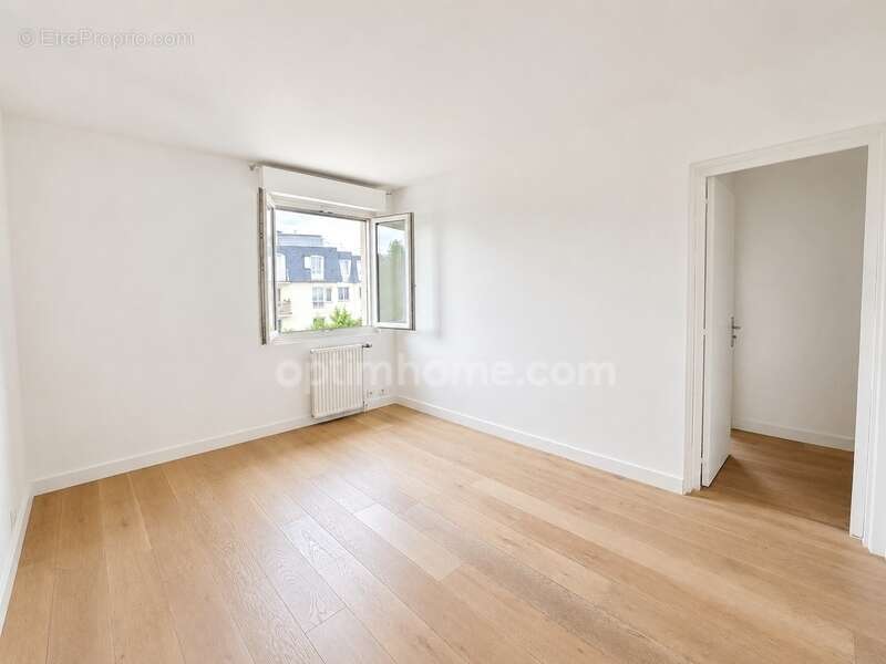 Chatou (78) - appartement 100m2 - 5 pieces - 2 chambres possibilite 3 - residence de standing la francilienne - lumineux - balco - photo 9