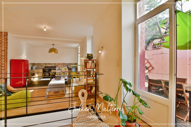 Appartement à SAINT-ETIENNE