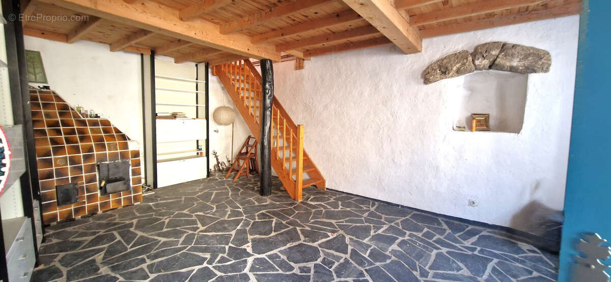 Maison à MONTALBA-LE-CHATEAU