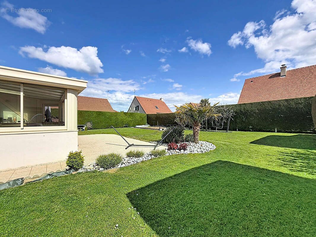 Maison à HERMANVILLE-SUR-MER