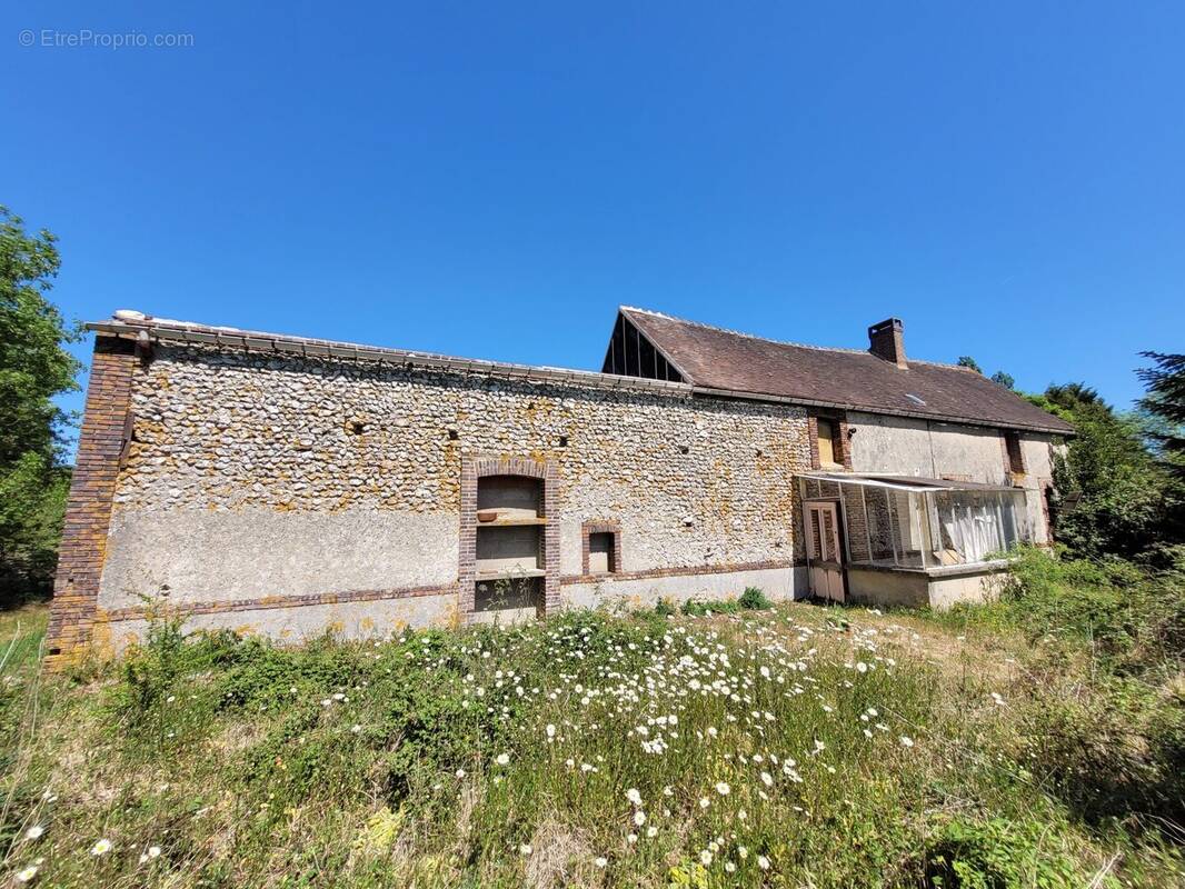 Maison à LONGNY-AU-PERCHE