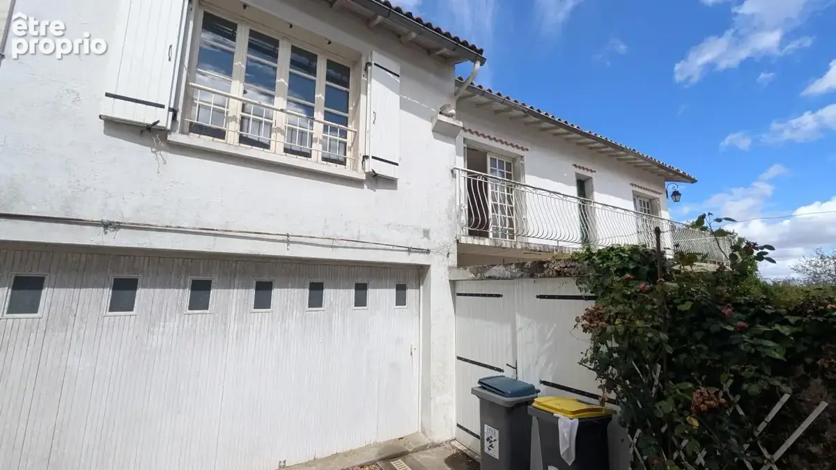 Maison atypique à retaper à Saint-Gelais – 90 m²  Terrain 600 m²  3 chambres - photo 3