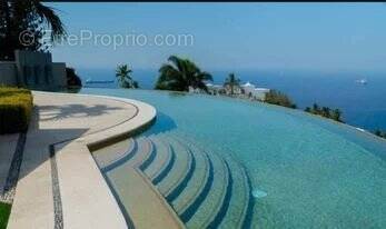 Maison à MONTHARVILLE