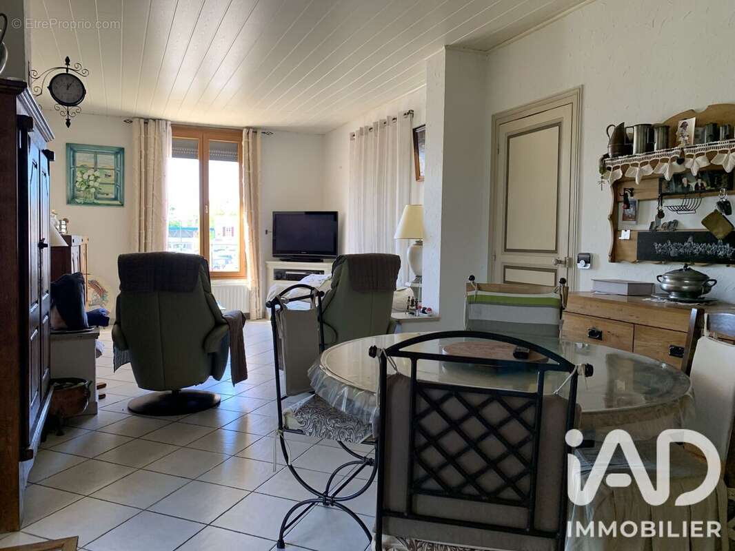 Maison 151 m² à Bergerac  - photo 2