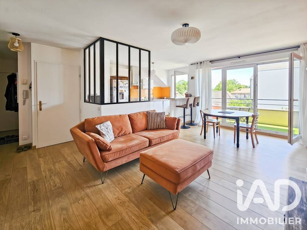 Photo 1 - Appartement à QUINCY-SOUS-SENART