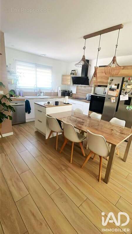 Maison 86 m² à Lasgraisses  - photo 8