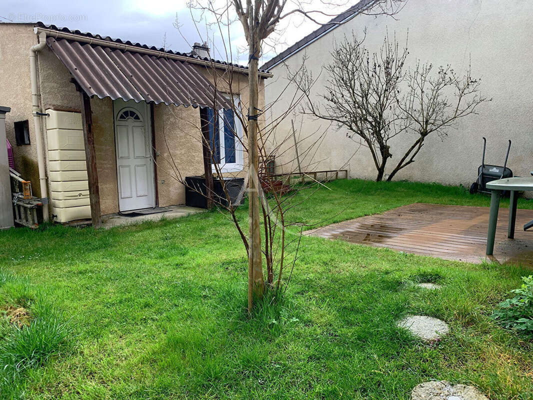 Exclusivité ? Superbe maison familiale aux prestations soignées de 168 m² - photo 16