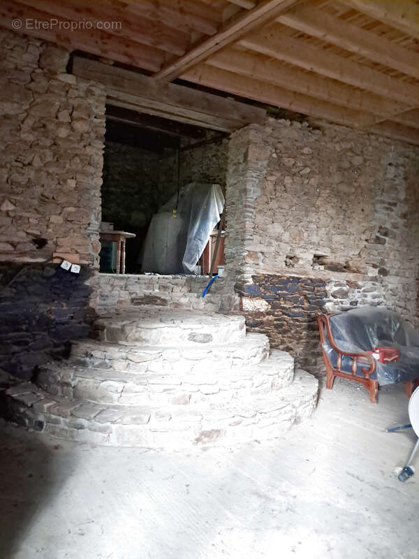 Maison à BENAYES