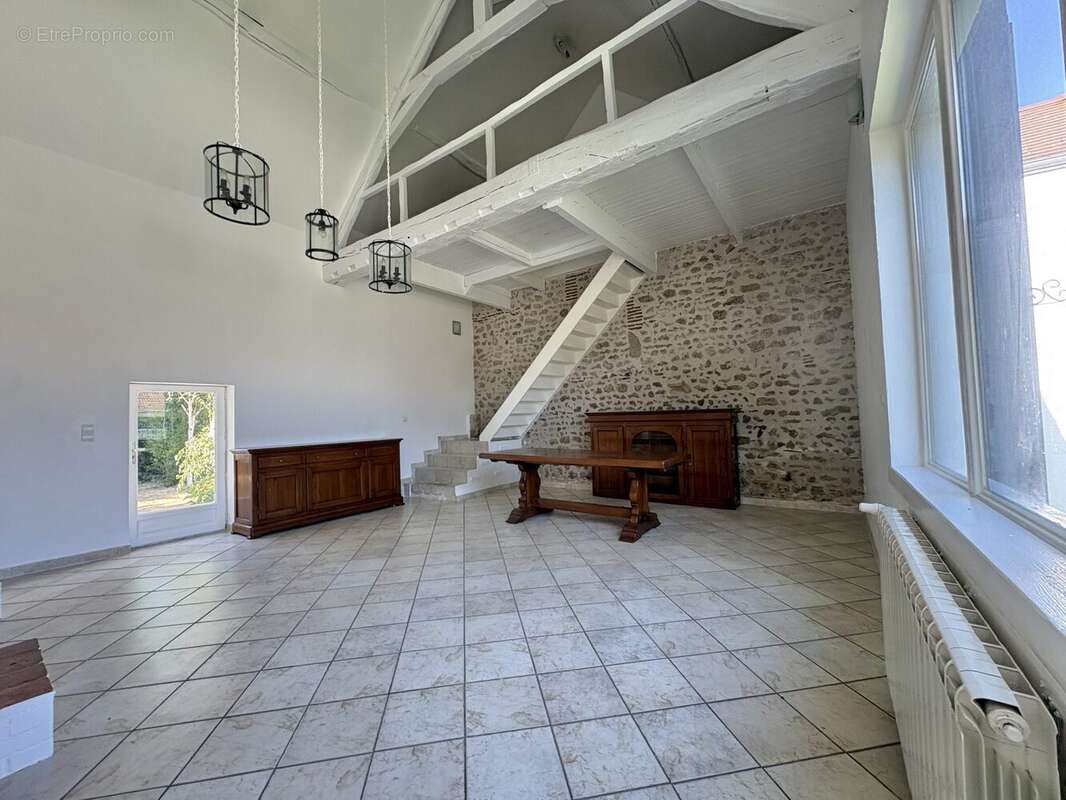 Maison 123 m² à Ouvrouer-Les-Champs  - photo 3