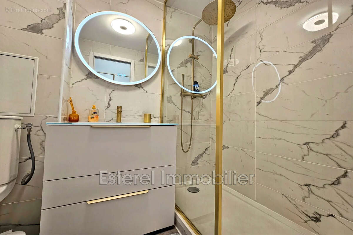 Appartement à SAINT-RAPHAEL