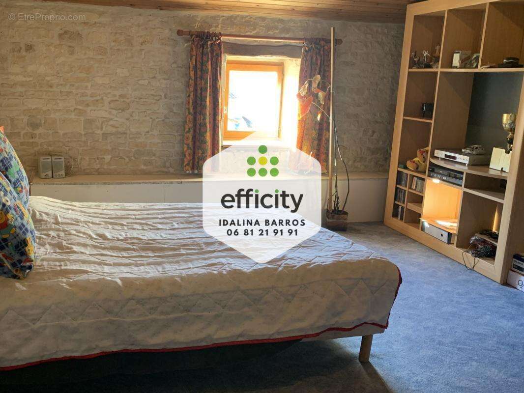 Maison à ROMAZIERES