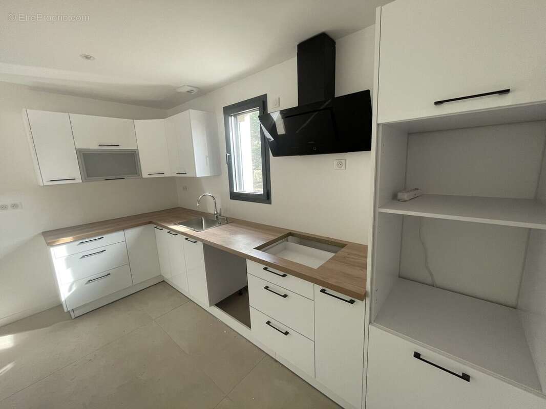 Maison à PLAN-DE-LA-TOUR